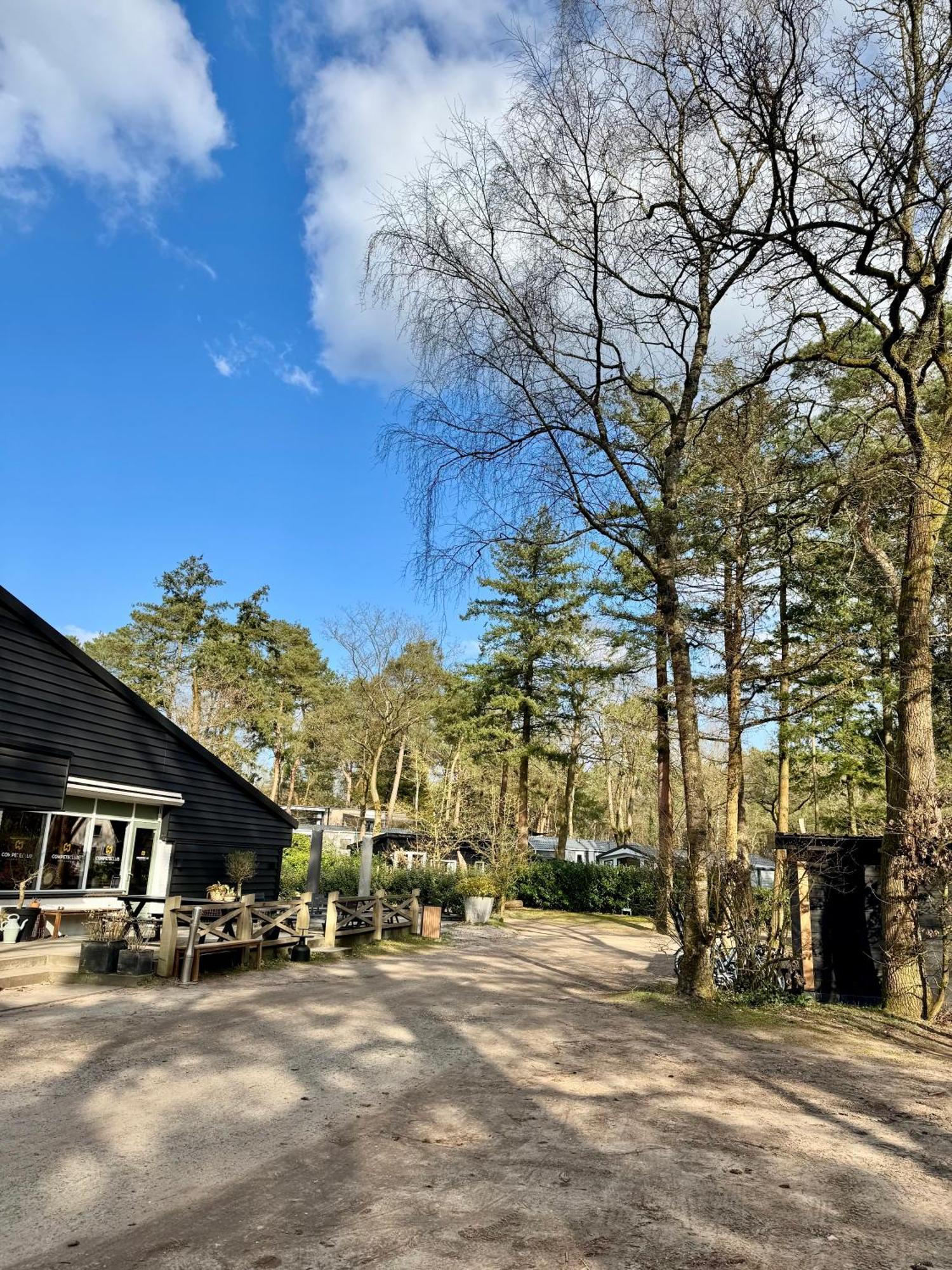 Luxe Tiny House Stec Midden Op De Veluwe In Nunspeet Exterior foto